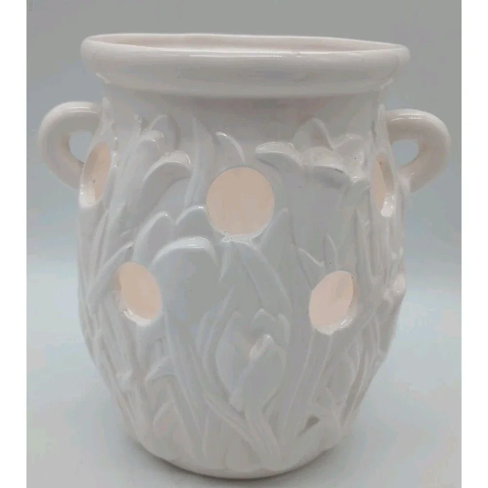 Vtg Spring Bulb Planter Crocus Handled Porcelain White